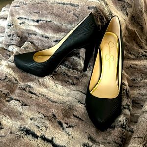 Jessica Simpson Platform Heels size 9.5